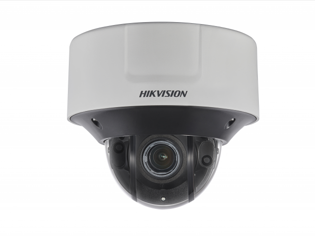 Камера DS-2CD7546G0-IZHSY в устойчивом к коррозии корпусе 4МП